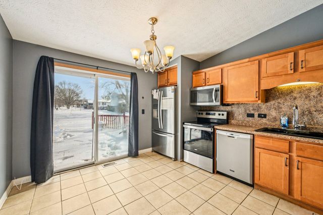 6726 Deepwood Court, Reynoldsburg, OH 43068