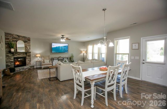 2673 Creekview Drive, Waxhaw, NC 28173