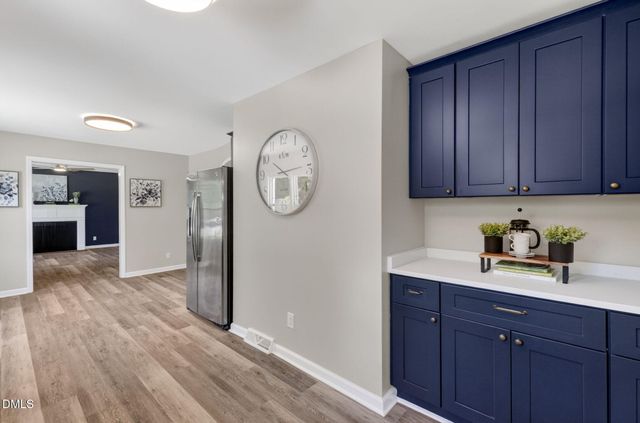 210 E Crestview Drive, Smithfield, NC 27577