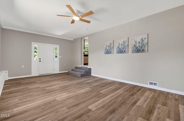210 E Crestview Drive, Smithfield, NC 27577