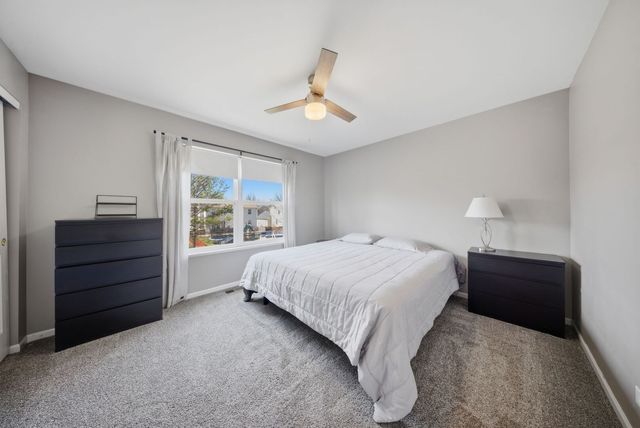 2547 Prairie Crossing Drive, Montgomery, IL 60538