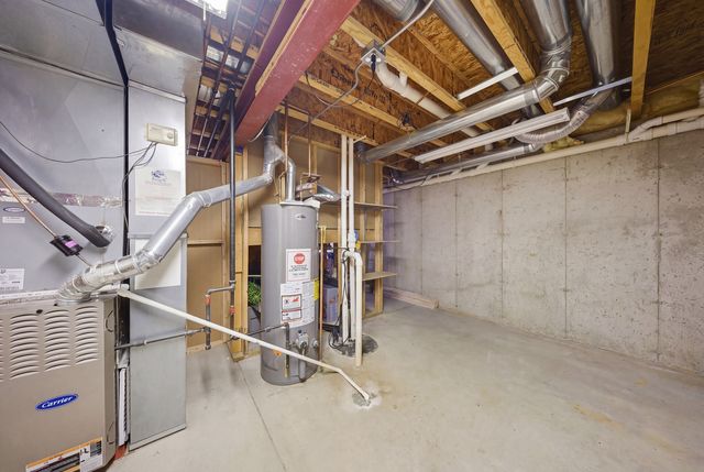 2547 Prairie Crossing Drive, Montgomery, IL 60538