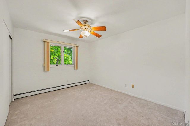 1457 W Avon Road, Rochester Hills, MI 48309