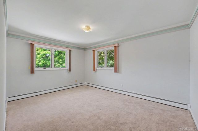 1457 W Avon Road, Rochester Hills, MI 48309