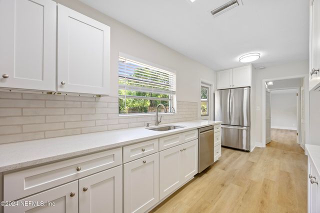 1871 ARDEN Way, Jacksonville Beach, FL 32250