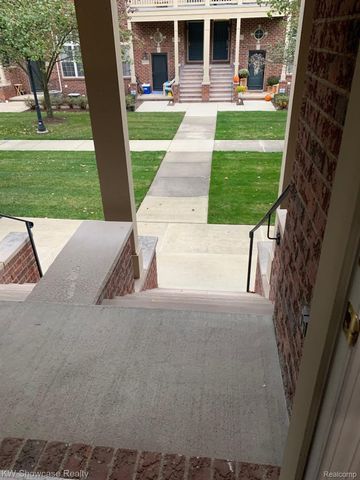 444 Boardwalk Drive 88, Walled Lake, MI 48390