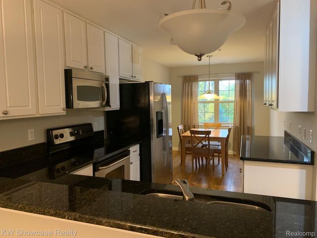 444 Boardwalk Drive 88, Walled Lake, MI 48390
