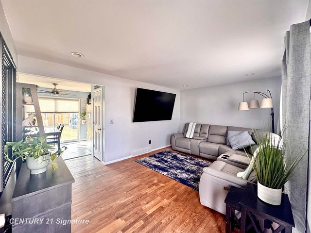 3805 Ventura Drive, Saginaw, MI 48604