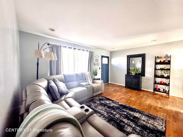 3805 Ventura Drive, Saginaw, MI 48604