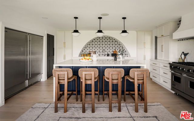 9315 Beverly Crest Drive, Los Angeles, CA 90210