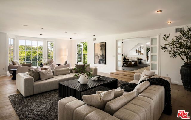 9315 Beverly Crest Drive, Los Angeles, CA 90210