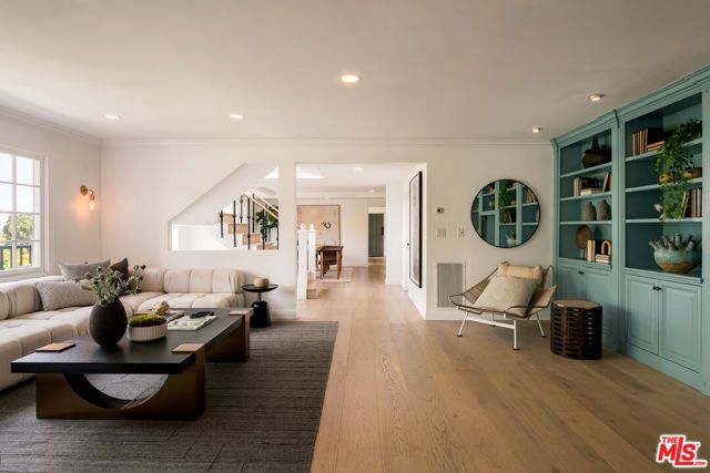 9315 Beverly Crest Drive, Los Angeles, CA 90210