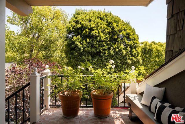 9315 Beverly Crest Drive, Los Angeles, CA 90210