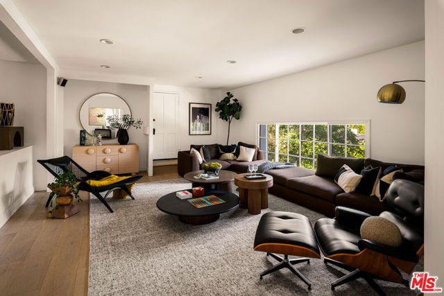 9315 Beverly Crest Drive, Los Angeles, CA 90210
