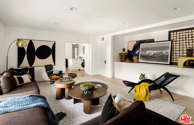9315 Beverly Crest Drive, Los Angeles, CA 90210