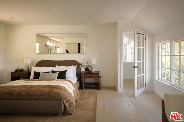 9315 Beverly Crest Drive, Los Angeles, CA 90210