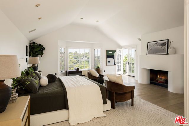 9315 Beverly Crest Drive, Los Angeles, CA 90210