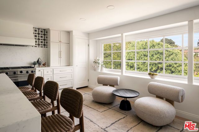 9315 Beverly Crest Drive, Los Angeles, CA 90210