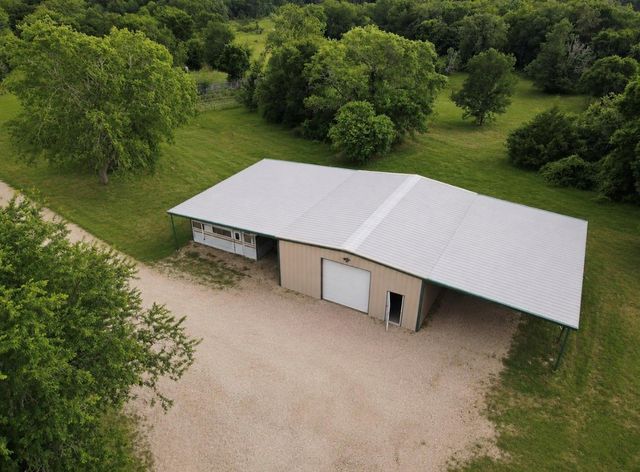 19046 County Road 124, Bedias, TX 77831
