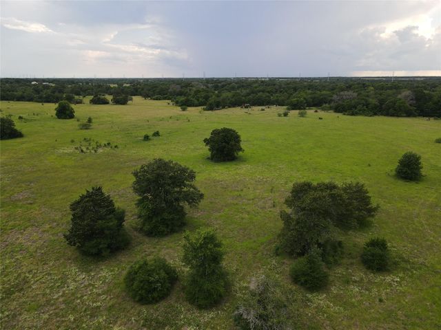 19046 County Road 124, Bedias, TX 77831