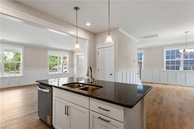 3127 E Ocean View AVE, Norfolk, VA 23518