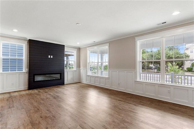 3127 E Ocean View AVE, Norfolk, VA 23518