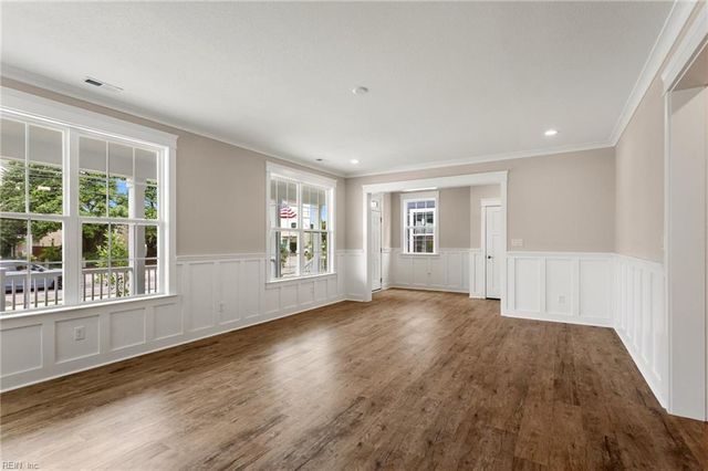 3127 E Ocean View AVE, Norfolk, VA 23518