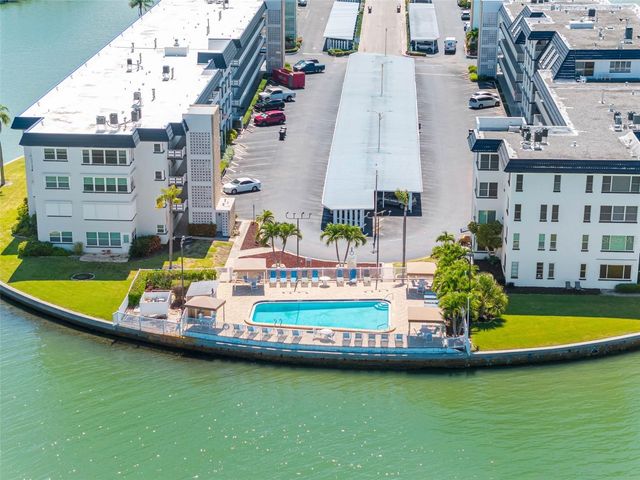 5940 30TH AVENUE S 301, Gulfport, FL 33707