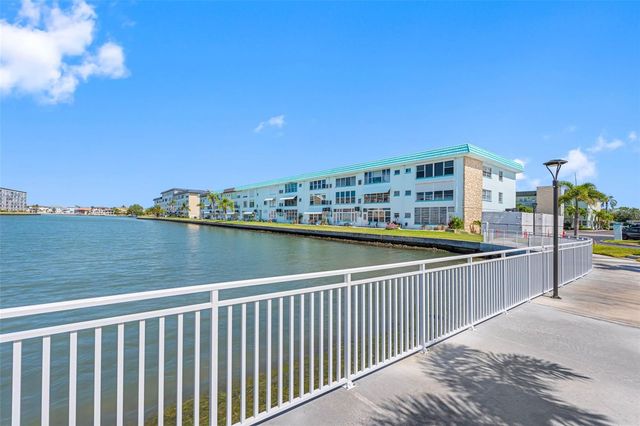 5940 30TH AVENUE S 301, Gulfport, FL 33707