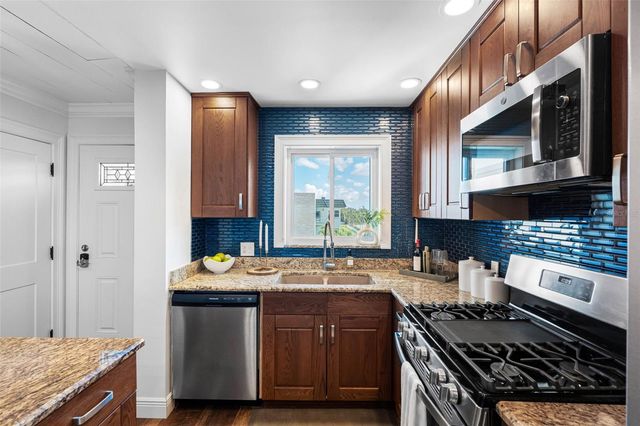5940 30TH AVENUE S 301, Gulfport, FL 33707