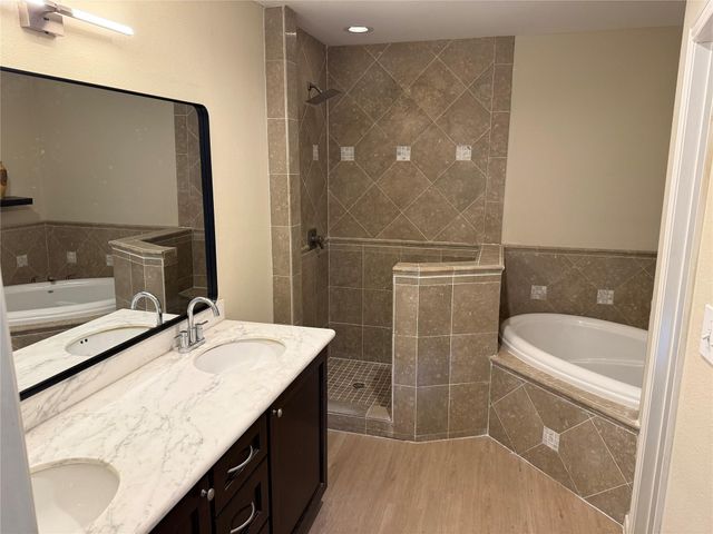 4501 Waycross Drive, Houston, TX 77035