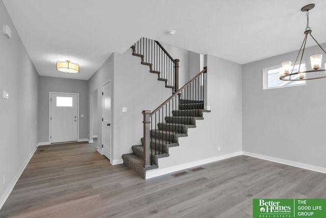 18325 Summit Drive, Omaha, NE 68136