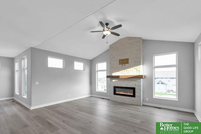 18325 Summit Drive, Omaha, NE 68136