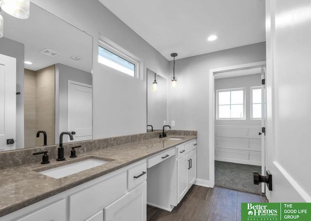 18325 Summit Drive, Omaha, NE 68136