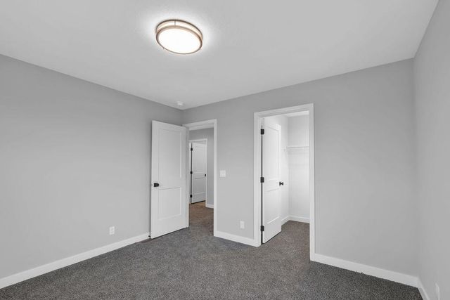 18325 Summit Drive, Omaha, NE 68136