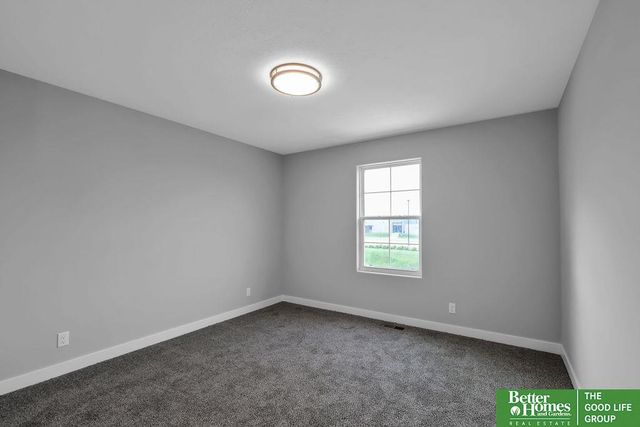 18325 Summit Drive, Omaha, NE 68136