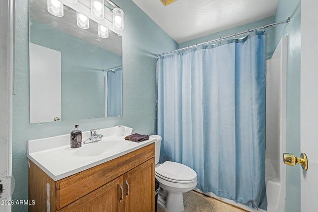 945 W COCOPAH Street, Phoenix, AZ 85007