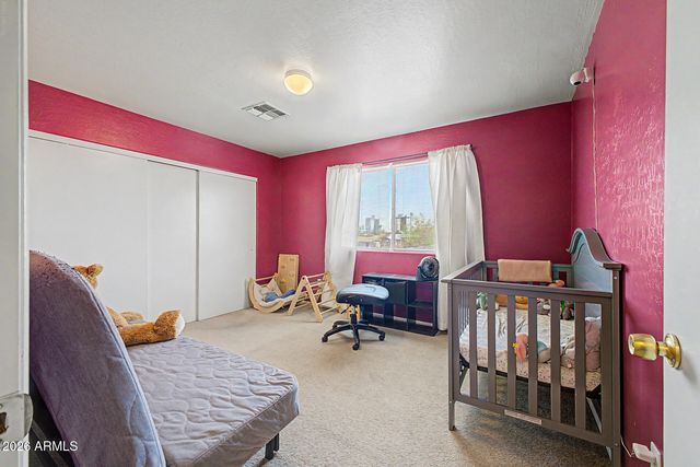 945 W COCOPAH Street, Phoenix, AZ 85007