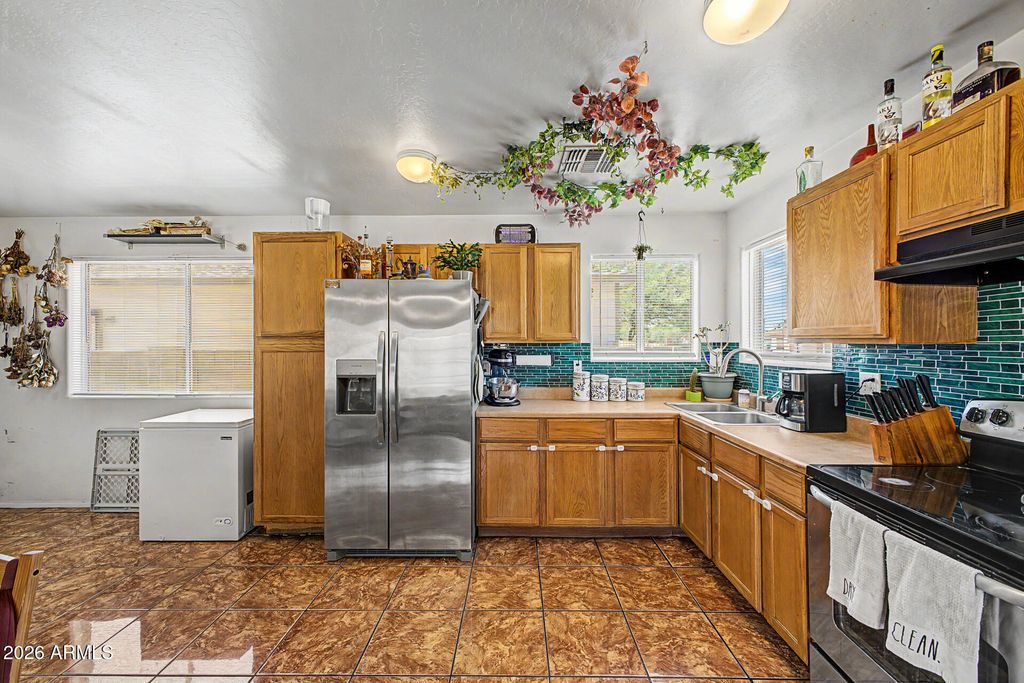 945 W COCOPAH Street, Phoenix, AZ 85007 — photo 4