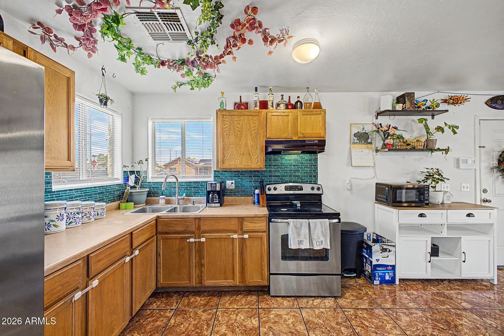 945 W COCOPAH Street, Phoenix, AZ 85007 — photo 5