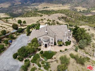 10827 Pacific View Drive, Malibu, CA 90265