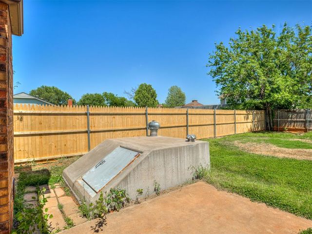 116 S English Drive, Moore, OK 73160