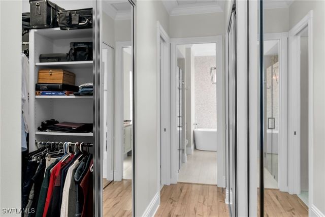 7911 Portofino CT, Naples, FL 34114