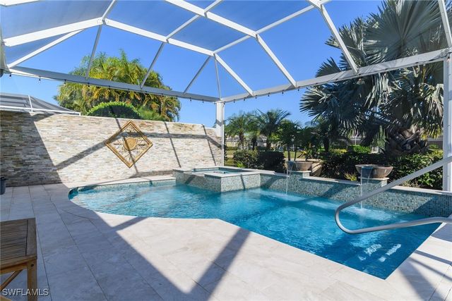 7911 Portofino CT, Naples, FL 34114