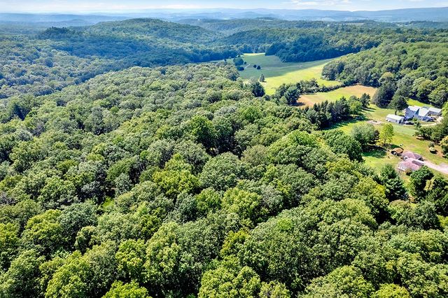 114 Forelle Lane, Ligonier Twp, PA 15658