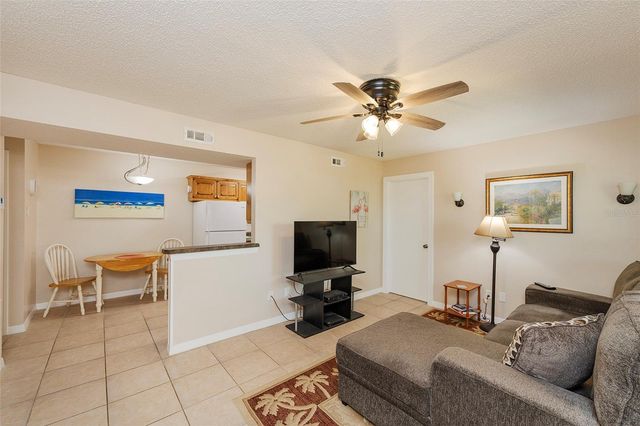 1600 BIG TREE ROAD U7, South Daytona, FL 32119