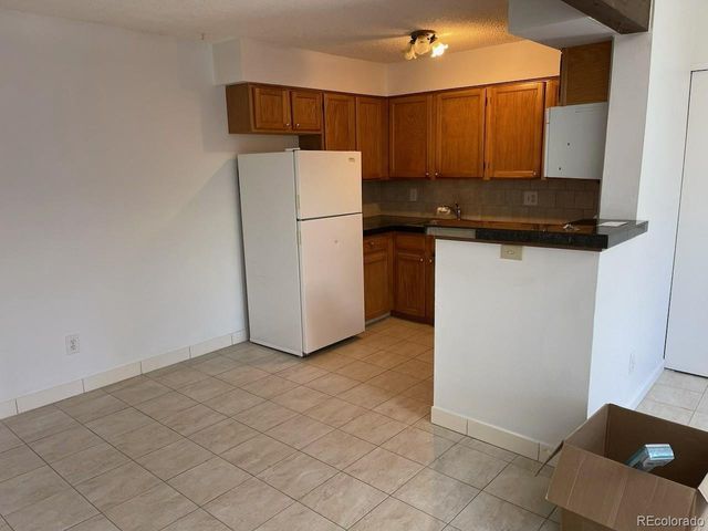 11901 E Harvard Ave 203, Aurora, CO 80014