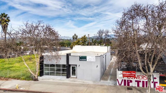 1241 W Holt Avenue, Pomona, CA 91768