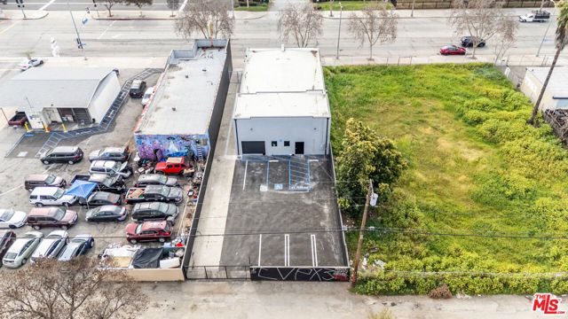 1241 W Holt Avenue, Pomona, CA 91768