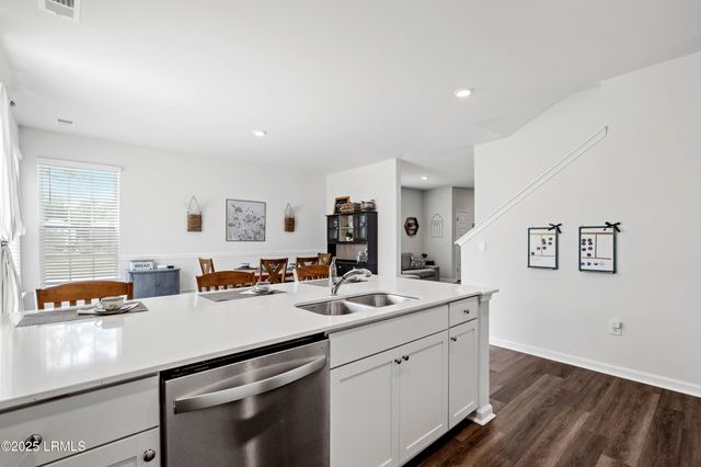 60 Backwater Street, Port Royal, SC 29906